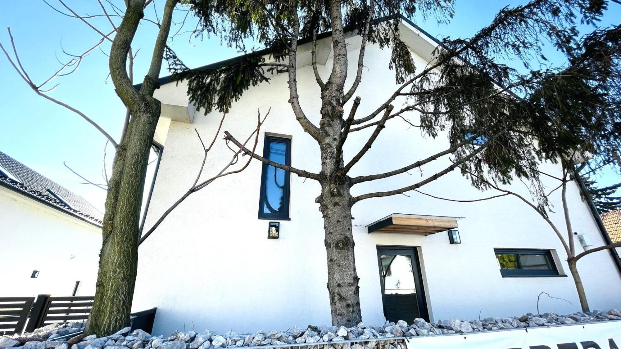 House Flow, 3 Room, Free 2 Parking Bratislava Buitenkant foto