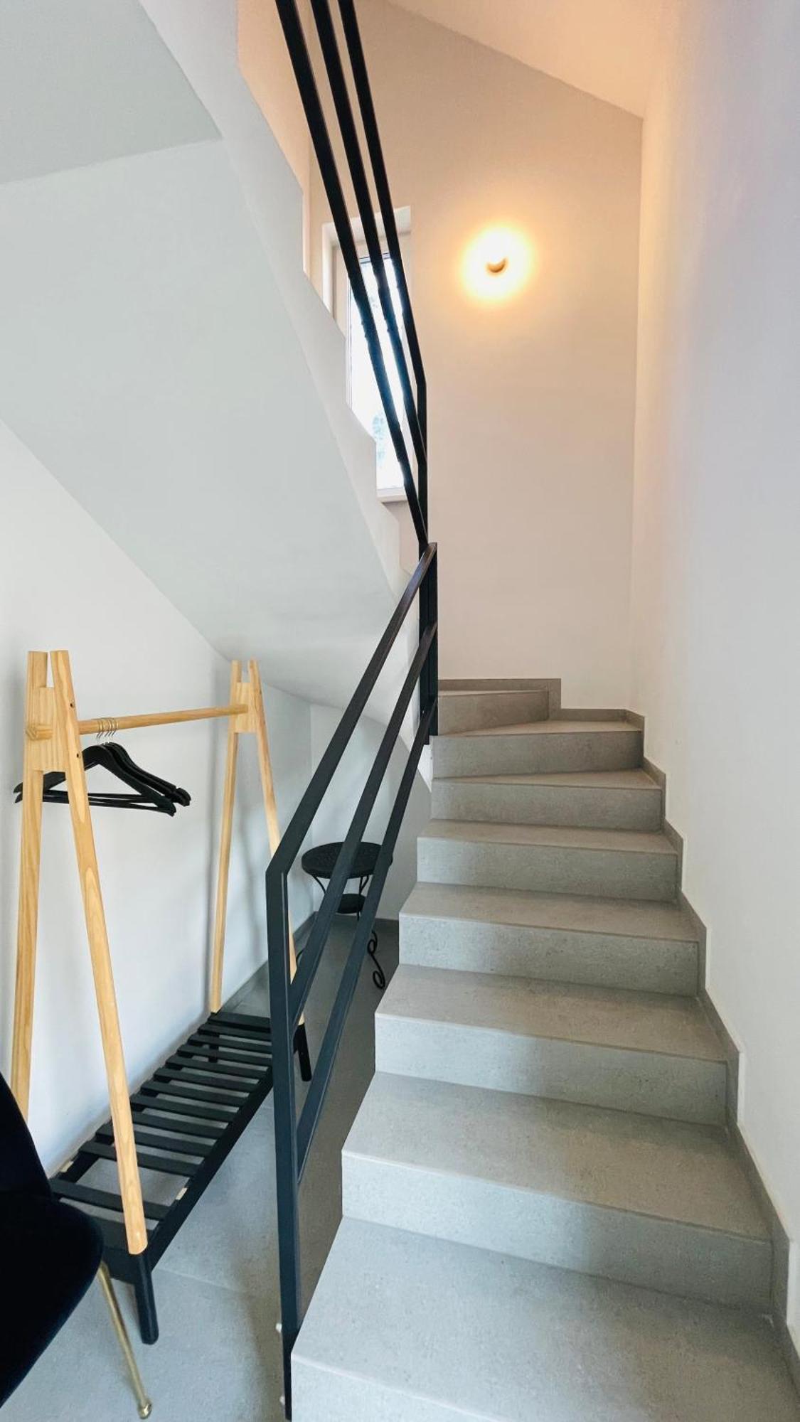 House Flow, 3 Room, Free 2 Parking Bratislava Buitenkant foto