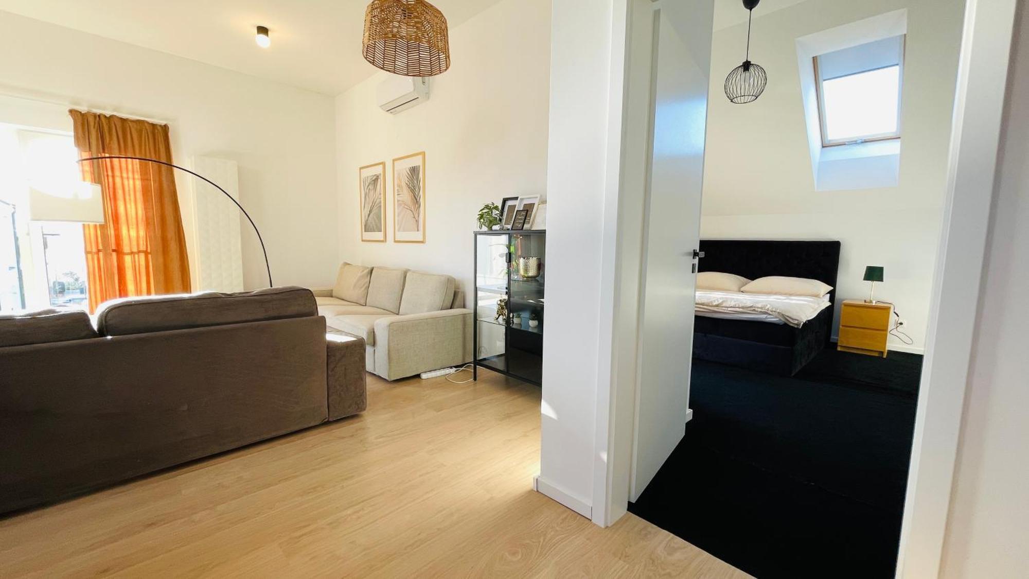 House Flow, 3 Room, Free 2 Parking Bratislava Buitenkant foto