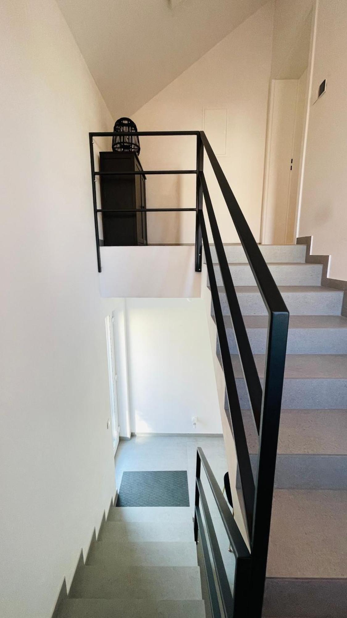 House Flow, 3 Room, Free 2 Parking Bratislava Buitenkant foto